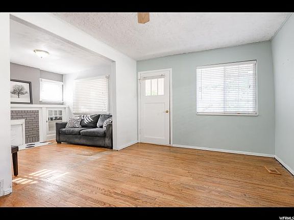 4th image of 114 E Hampton Ave