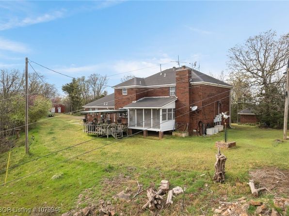 2625 Burnville Rd, Greenwood, AR 72936