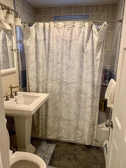 2 bed, 1.5 bath, 9999 sqft, $3,495 — Photo 4