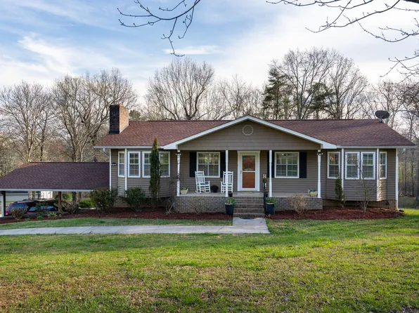 1445 Bicentennial Trl, Rock Spring, GA 30739