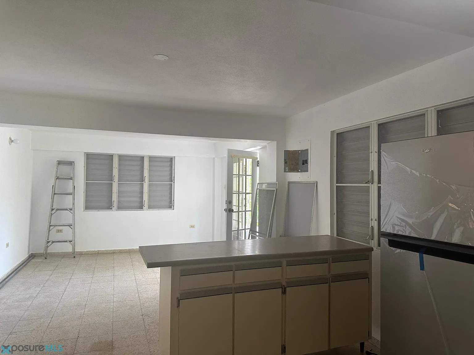 2 bed, 1.0 bath, 1200 sqft, $1,000 — Photo 4