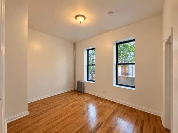 180 East 101st Street image 1 of 10