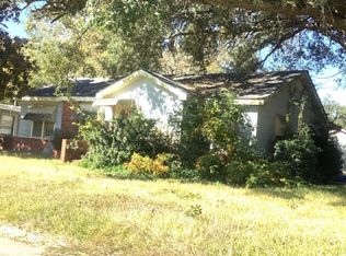 819 Azalea St, Lake charles, LA 70607