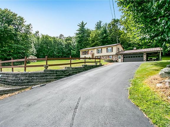 2nd image of 705 Southwoods Dr