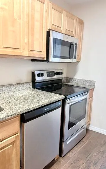 1510 SE Dewberry Ct — Photo 4
