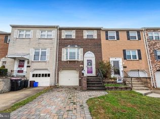 108 W Collins Ct, Blackwood, NJ 08012