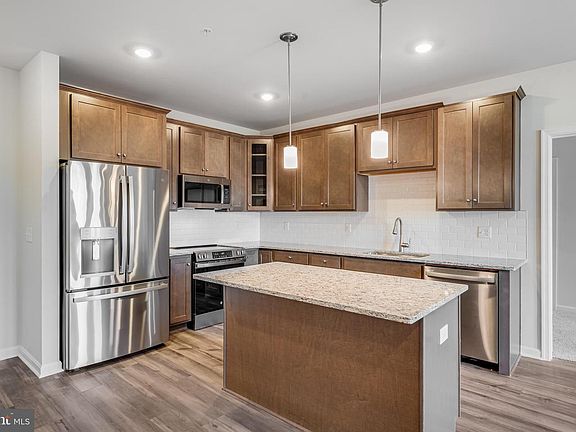 4th image of 4003 Seaside Alder Rd #204
