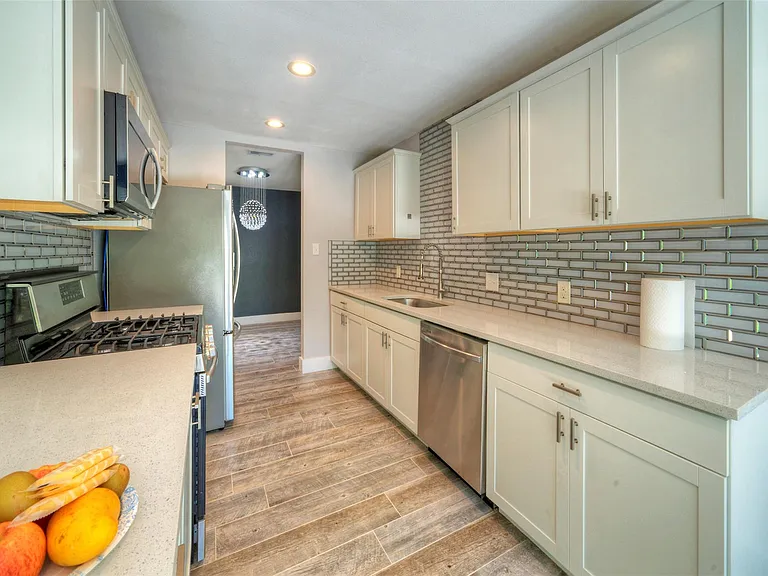 10129 Aspen St — Photo 13