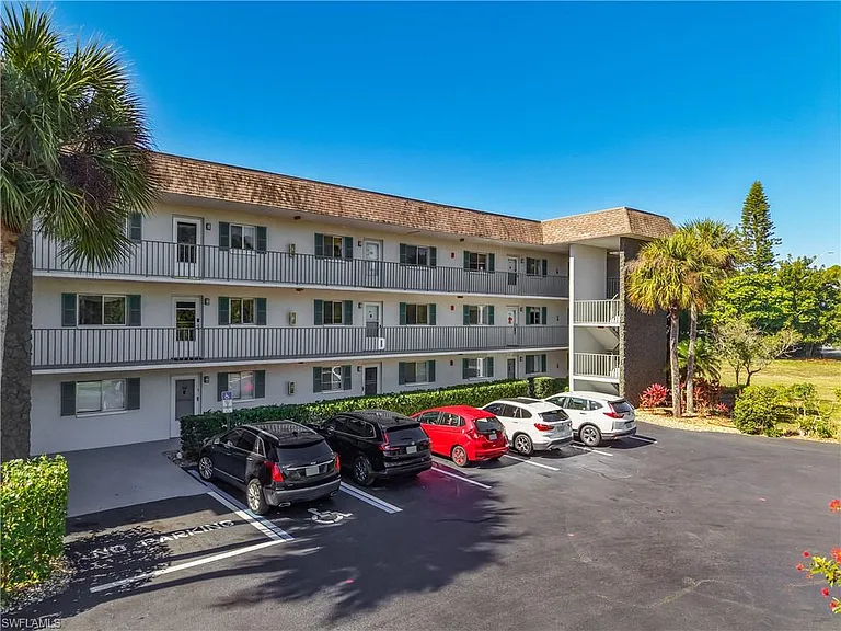 5635 Rattlesnake Hammock Rd #D-203 — Photo 17