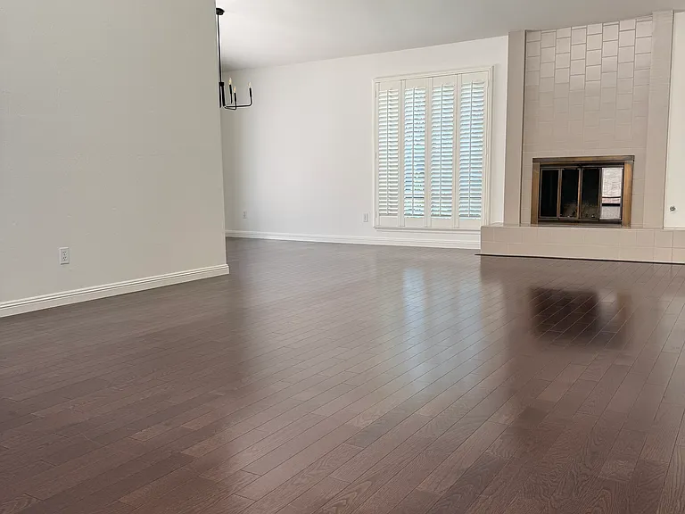 607 Aquarius Ln — Photo 12