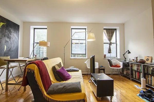 Rented by Scott Williams Realty LLC | media 33