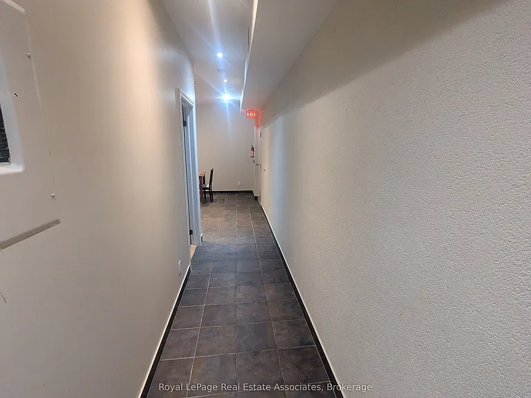 48 Mississauga Rd N #4 — Photo 15
