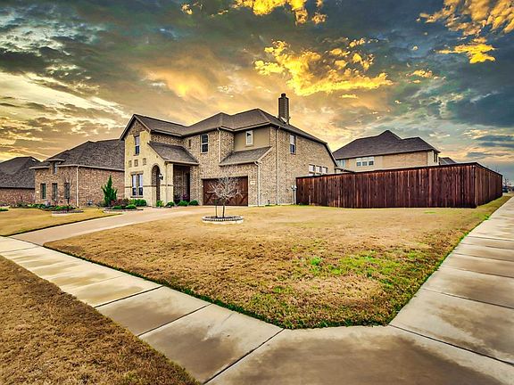 3rd image of 3200 Stone Canyon Dr
