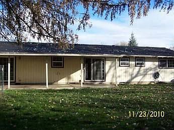 2nd image of 1205 Comet Ave