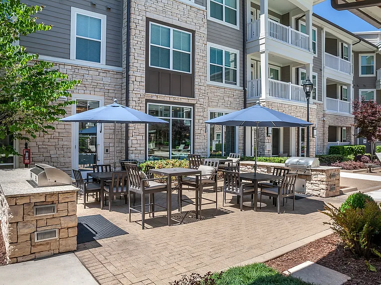 The Flats at Ballantyne Apartments — Photo 12