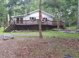 107 Meadowbrook Rd, Tafton, PA 18464