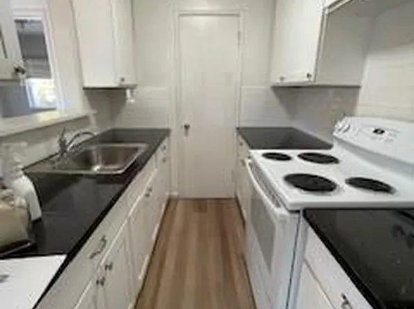 Ivy Sanmateo, San Mateo, CA 94403