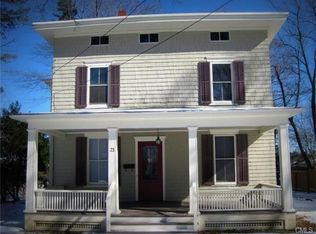 21 Pleasant St, Danbury, CT 06810