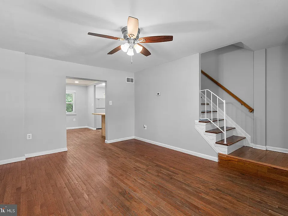 8241 Parham Ct