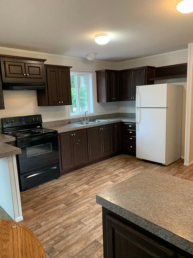 Quiet Location, 2 Bedroom — Photo 2