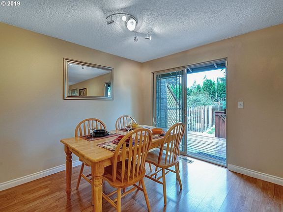 5th image of 10670 SW Garden Park Pl