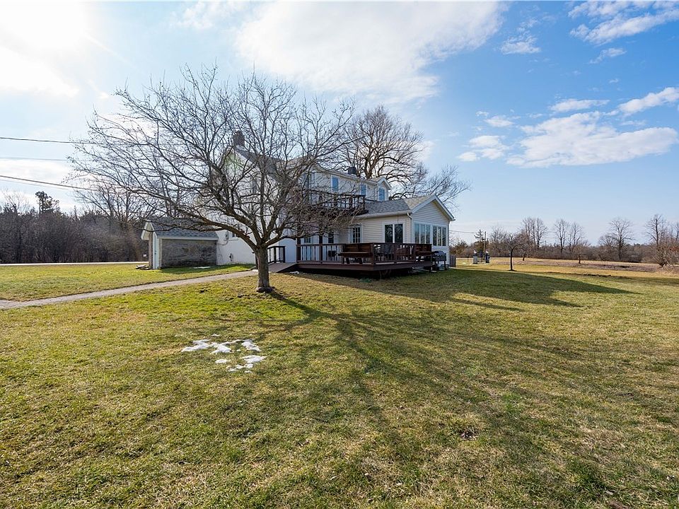 15605 Military Rd, Sackets Harbor, NY 13685 Zillow