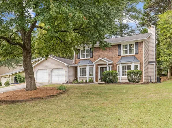 280 Sea Holly Cir, Roswell, GA 30076