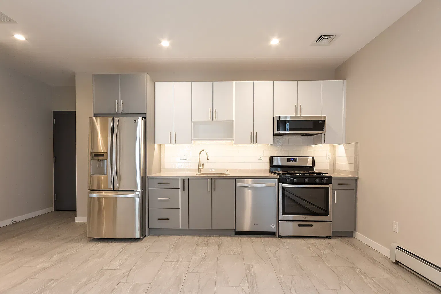 207 Sunnyside Avenue — Photo 2