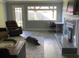 2609 W Halladay St, Seattle, WA 98199