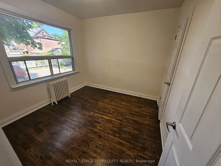 450 Arlington Ave #3 — Photo 12