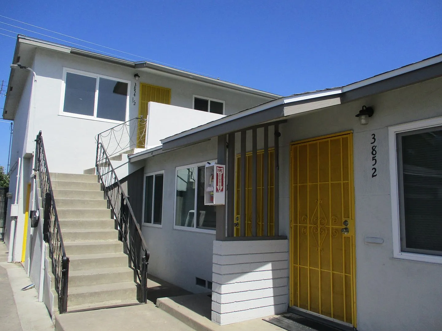 City Heights Remodeled 1 Bdr 1 Ba 2nd floor apartment. — Photo 3