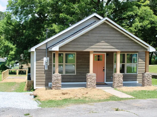 438 Illinois Ave, Dayton, TN 37321