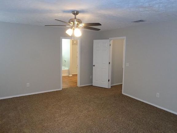 3rd image of 1518 Clayton Dr #0