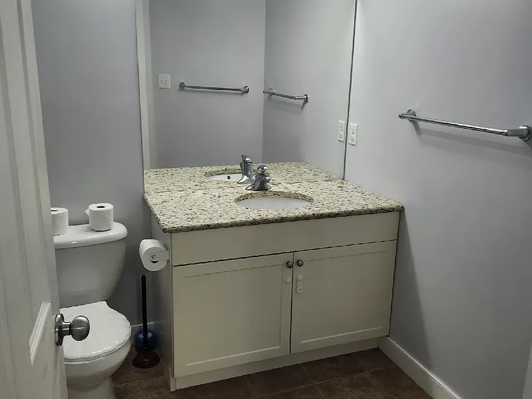 1635 Rutherford Rd SW — Photo 8