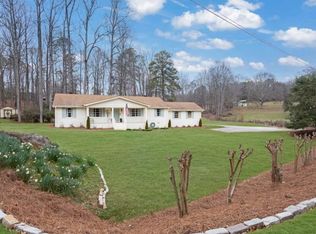 413 Lees Mill Rd, Fayetteville, GA 30214