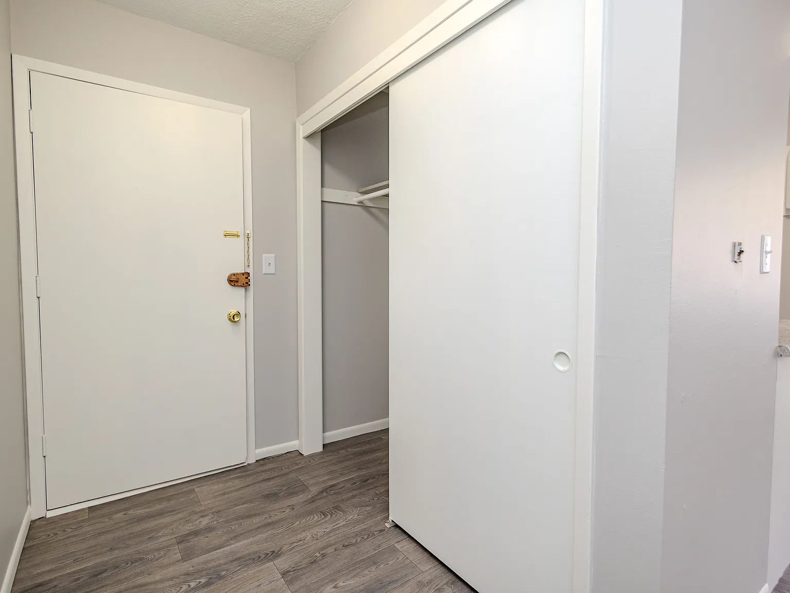 1 bed, 545 sqft, $750 — Photo 2