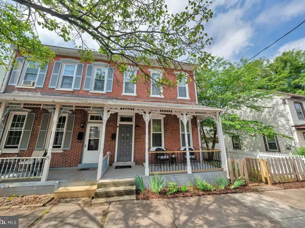 6 E 2nd St, Pottstown, PA 19464