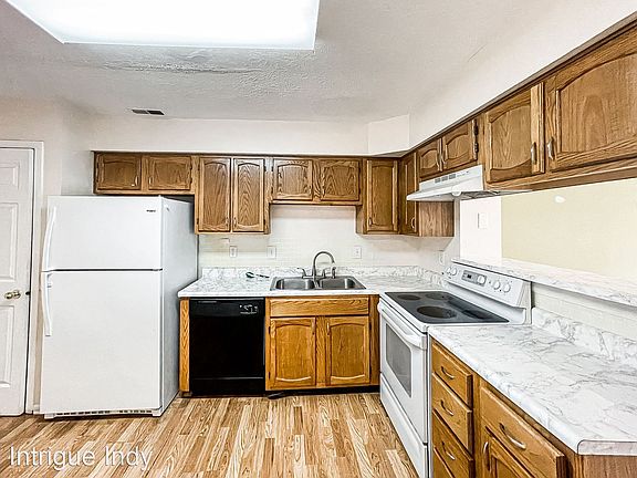 4th image of 5321 Cotton Bay Dr W