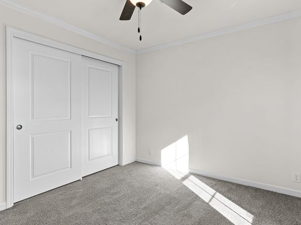548 Kenyon Ave #27, Attleboro, MA 02703