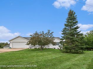 5211 E Pratt Rd, Saint Johns, MI 48879