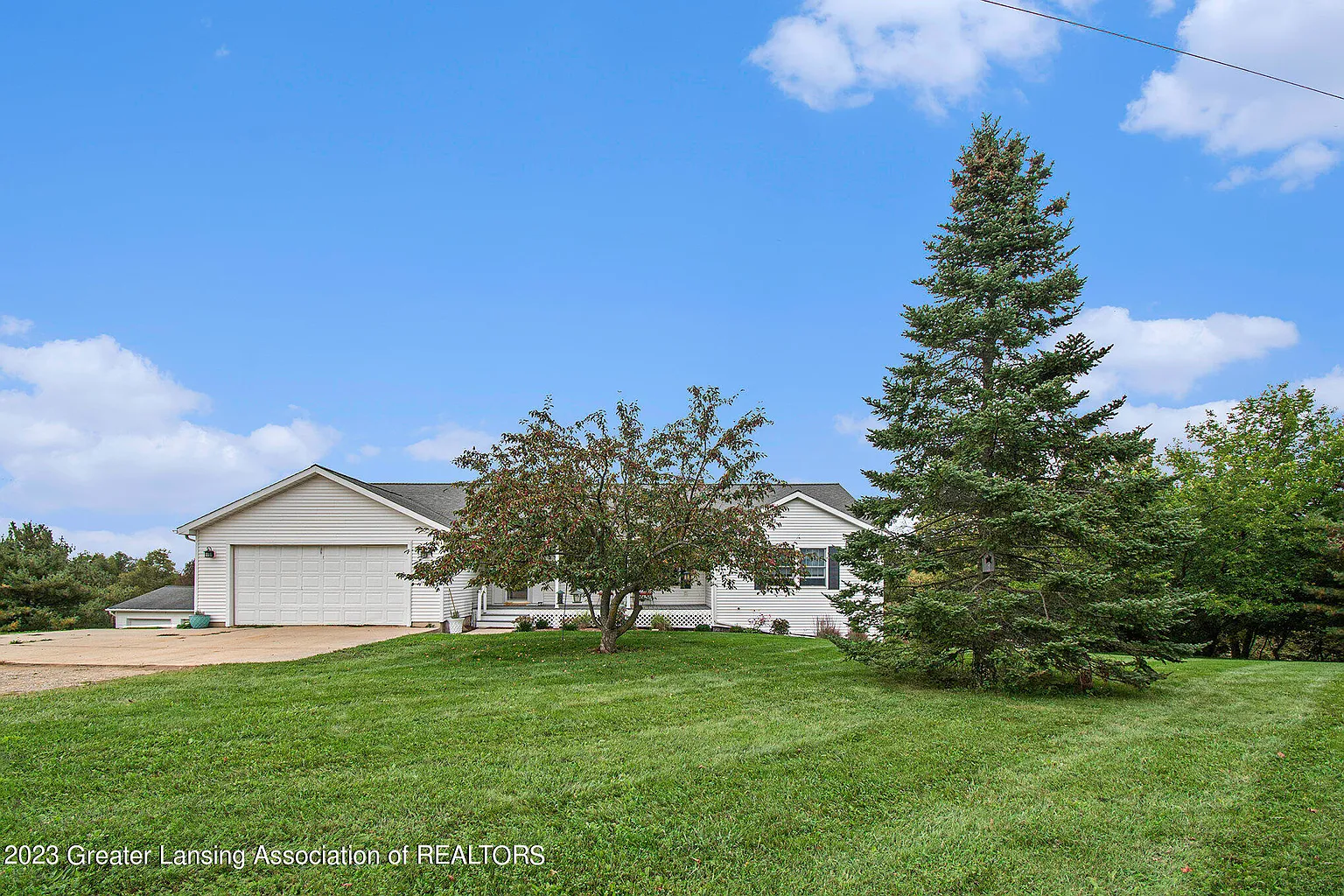 5211 E Pratt Rd photo 1