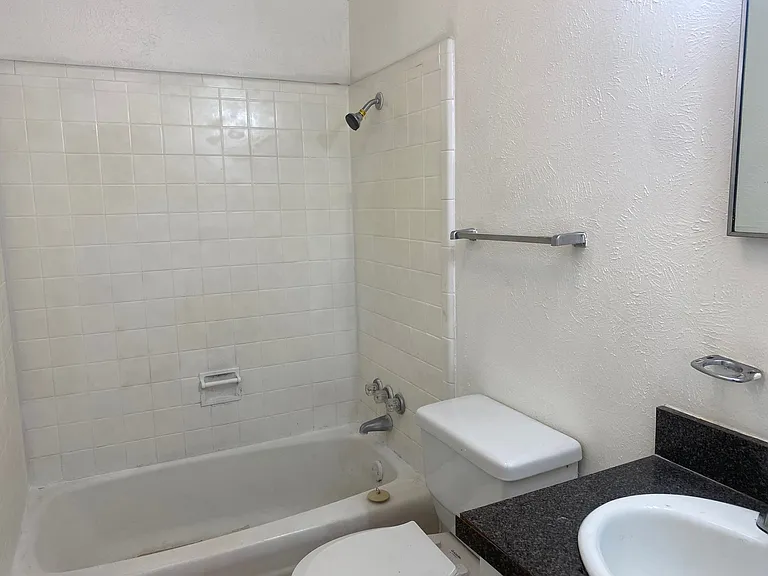 4150 Robertson Dr — Photo 6
