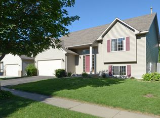 618 9th St, Farmington, MN 55024