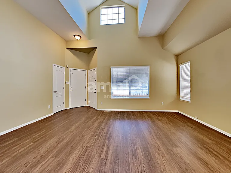 19033 E Molly Ave — Photo 5
