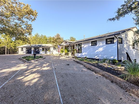 2nd image of 270 Country Club Shores Rd