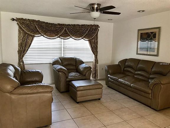 2nd image of 5627 Westbury Dr