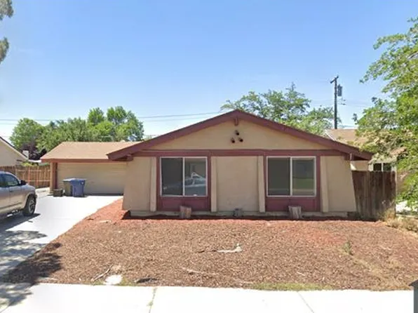 44315 Gingham Ave, Lancaster, CA 93535