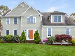 201 Capes Trl, West Barnstable, MA 02668