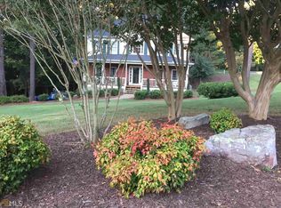 1330 Willow Tree Dr, Woodstock, GA 30188