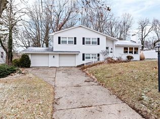 621 Church St SW, North Canton, OH 44720